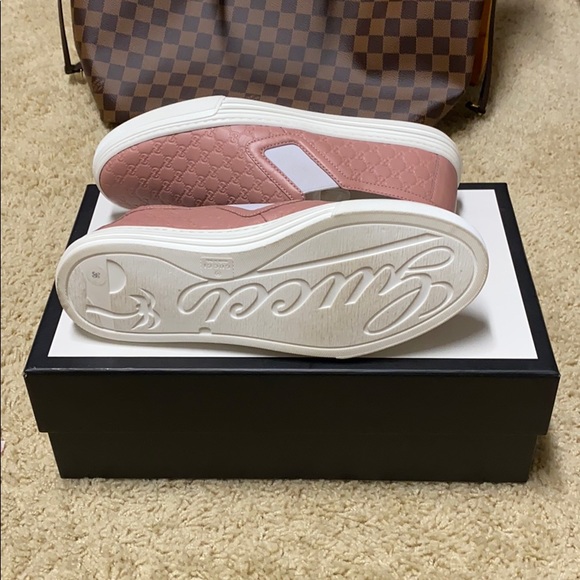 Gucci Micro’Soft Pink Guccissima Slip-On Sneakers - Picture 4 of 6
